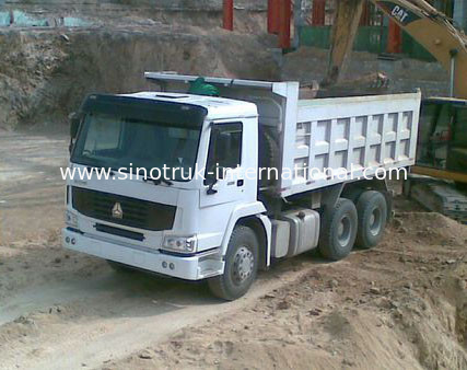 Kipper-Kipplaster 6X4 336HP LHD 25-40tons 10-25CBM ZZ3257N3447A1 SINOTRUK HOWO