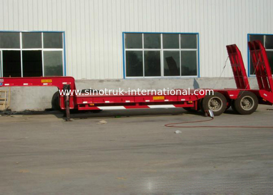 Hoher Leistungsfähigkeits-halb niedriger Flachbettauflieger-LKW 12000*3000*6mm 2 Achsen 50 Tonnen
