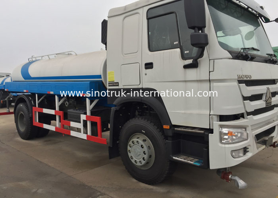 Bau-Wasser-Tankwagen 10CBM SINOTRUK HOWO mit 360 Grad-Rotations-Riesen