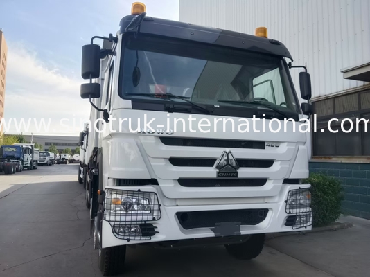 Der Träger mit Kipper ist SINOTRUK HOWO 400PS 12 Räder LHD 31 Tonnen 20-30CBM