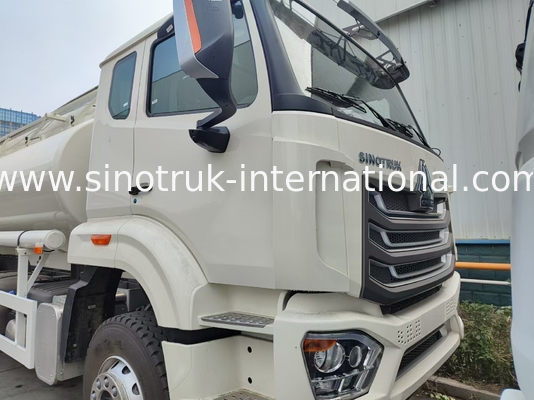 HOWO 25CBM 6*4 Ölbehälter 380 PS starke PS Weiß