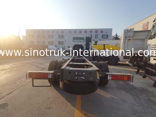 SINOTRUK HOWO Frachtwagen Chassis 16-20 Tonnen 4x2 LHD 300 PS