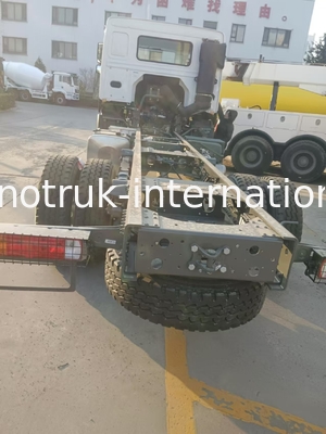 SINOTRUK HOWO Frachtwagen Chassis 16-20 Tonnen 4x2 LHD 300 PS