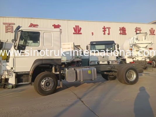 SINOTRUK HOWO Frachtwagen Chassis 16-20 Tonnen 4x2 LHD 300 PS