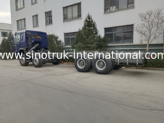 SINOTRUK HOWO Ölbehälter Lkw-Chassis 400 PS 8X4 LHD 50 Tonnen 40CBM