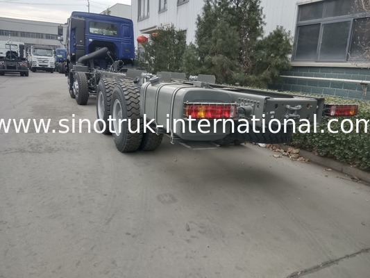 SINOTRUK HOWO Ölbehälter Lkw-Chassis 400 PS 8X4 LHD 50 Tonnen 40CBM