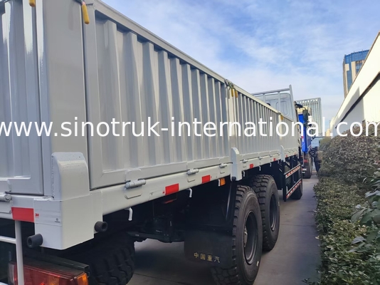 Macht und Vielseitigkeit entfesseln, alles erobern Weiß HOWO 6x6 400PS Off-Road-Frachtwagen