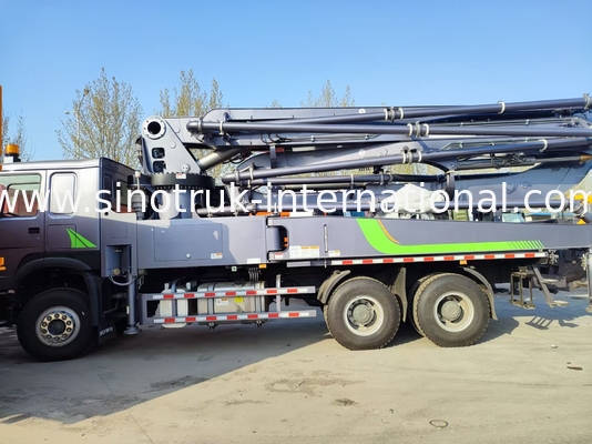 Hochhausmeisterschaft HOWO 380HP Smart Pump Trucks 52m Boom 6x4 Traktion für unvergleichliches vertikales Gießen