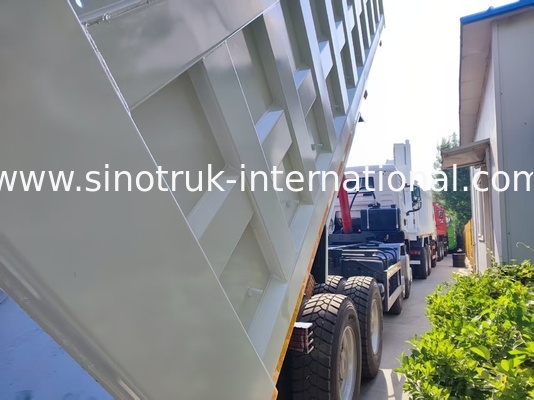 26.91CBM leistungsfähiger HOWO TX 8x4 Tipper Dump Truck mit 12.00R20 Rad