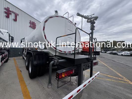 Sinotruk HOWO 6x4 Water Tank Truck With High Pressure Flush Function High efficiency