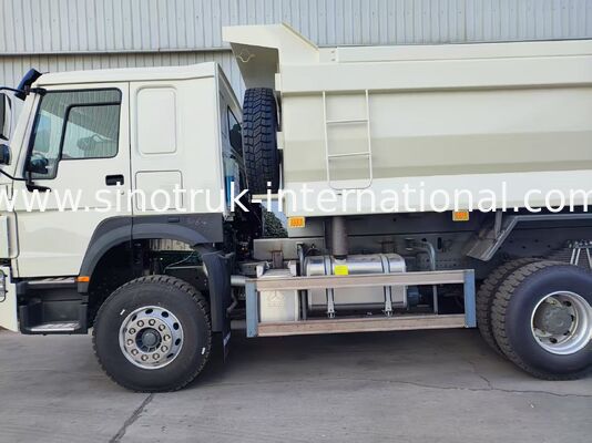 Langlebiger HOWO 6×4 371 PS 20CBM Weißer Müllwagen mit hochfester Stahlkarosserie für schwere Arbeiten