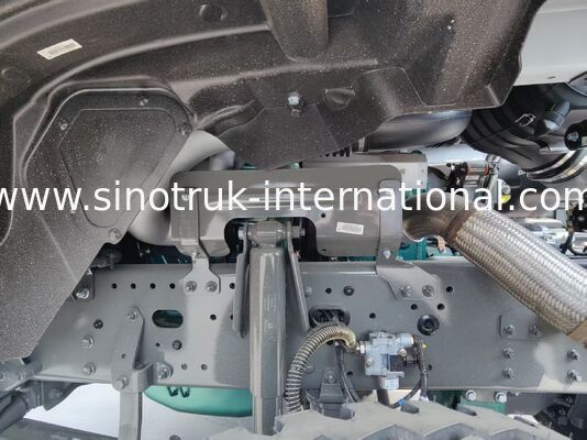 SINOTRUK TX Dump Truck Chassis with 371HP Engine, 30-40 Tons Load Capacity and LHD / RHD Optional