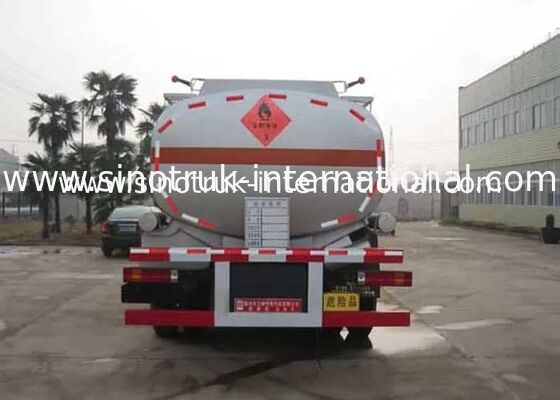 SINOTRUK HOWO 16-20CBM Tankwagen 6X4 LHD 290PS Euro2 Öltankwagen