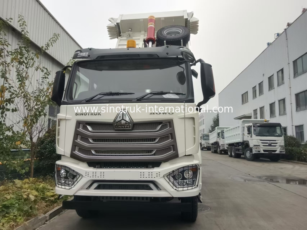 30 - 40 Tonnen RHD 10 Räder Tarpaulin Sinotruk Howo 6x4 Kipper Truck für den Bau