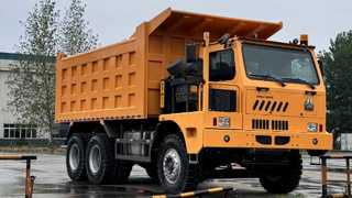 Sehen Sie sich die 6×4 Mining Kipper 90T 430HP LHD-Demo an